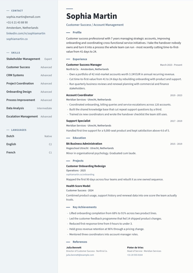 Light Sidebar - CV template